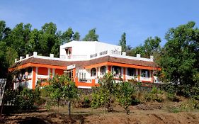 Riverside Inn